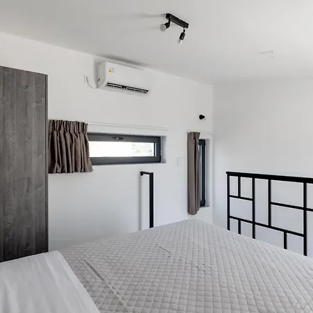 Pagani - Luxury Maisonette B1