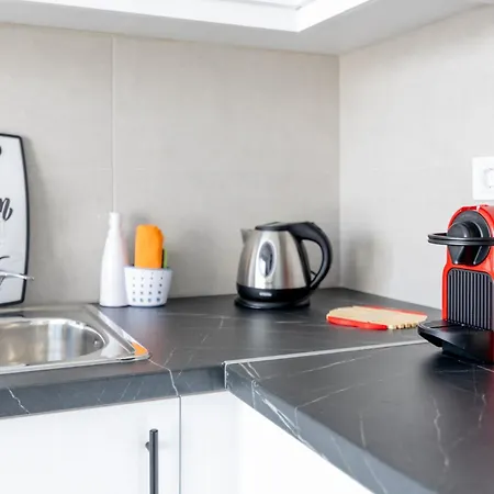 Pagani - Luxury Maisonette B1