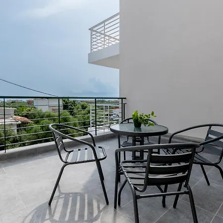 Pagani - Luxury Maisonette B1