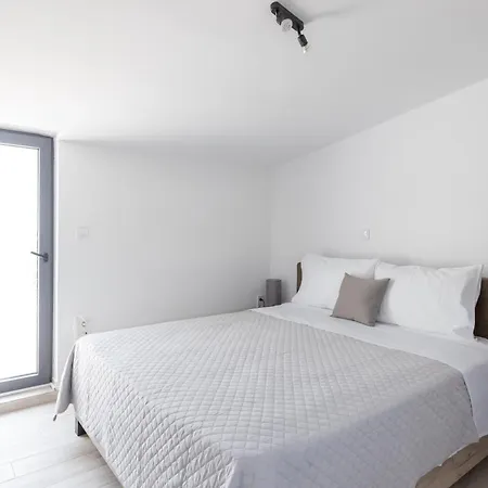 Pagani - Luxury Maisonette B1 Apartament *