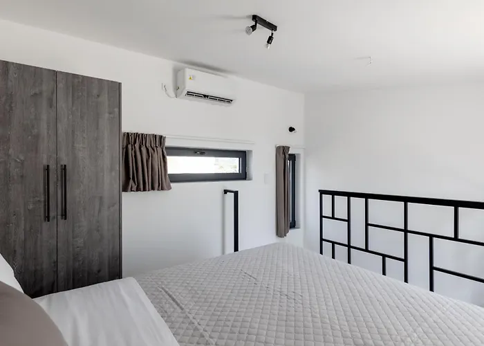 Pagani - Luxury Maisonette B1