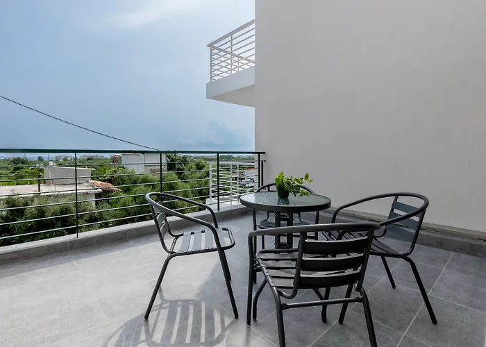 Pagani - Luxury Maisonette B1