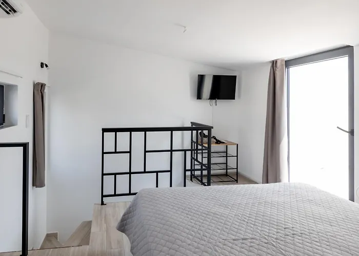 Pagani - Luxury Maisonette B1 * Kalamáta